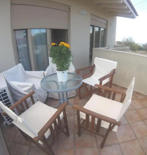Arapakis Apartment