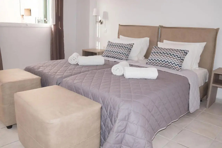 Stavros Beach Hotel