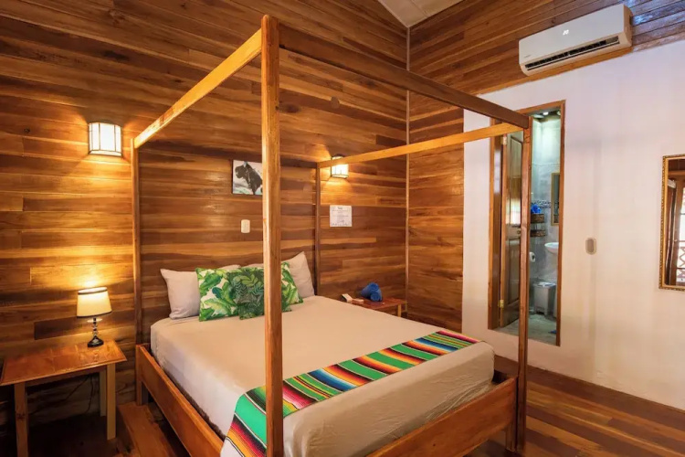 Pangea Lodge