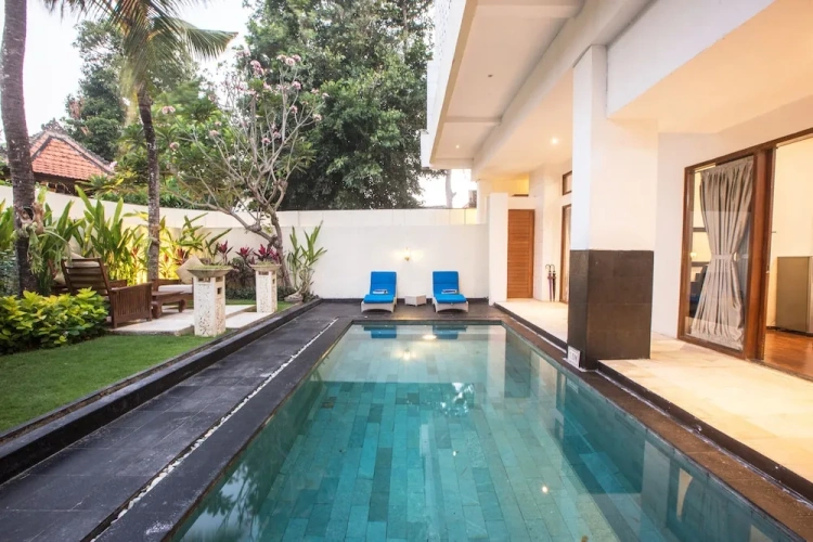 3 Bedrooms Suite with balcony