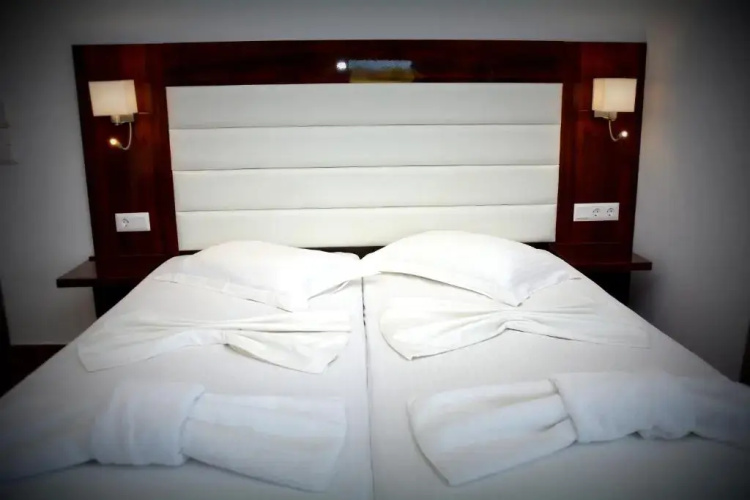 The Silk Hotel