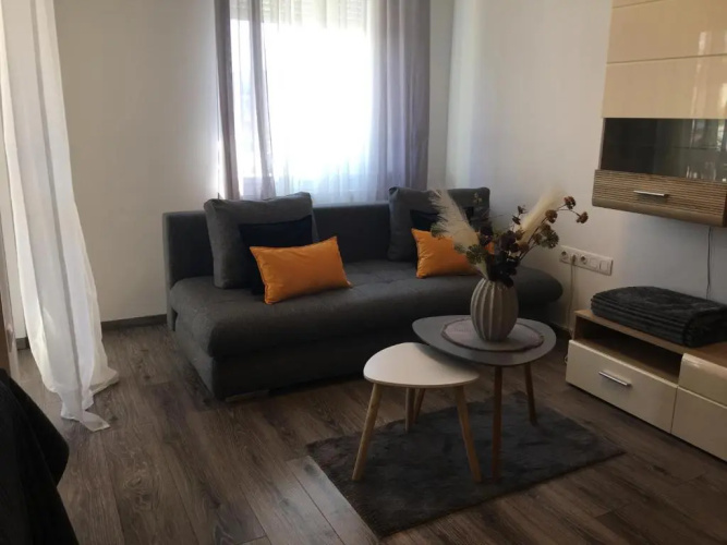 HOME Apartment
