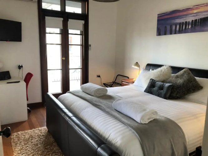 Deluxe Double Suite with view