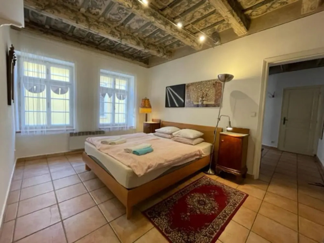 1 Bed Flat - Sleeps 4 - Balcony - Wifi