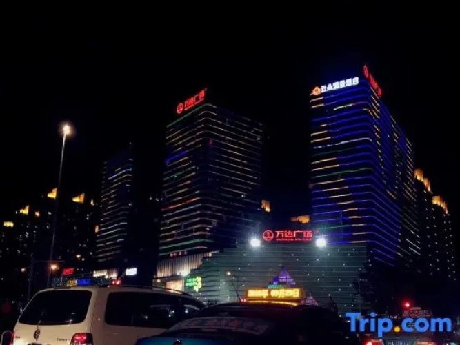 Yinchuan Feiniaolight Luxury Hotel
