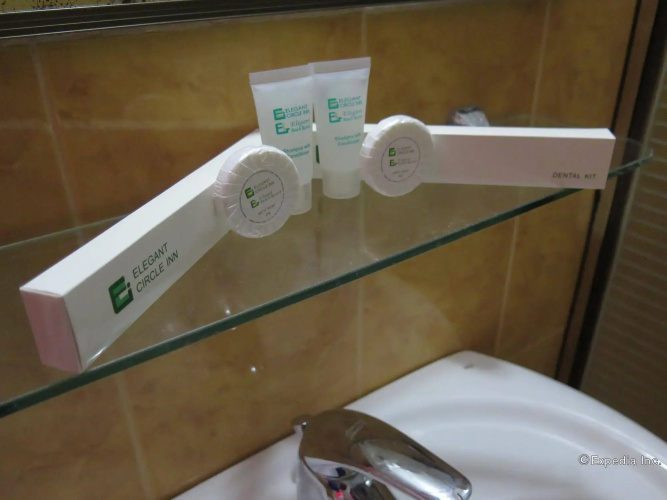 Elegant Circle Inn