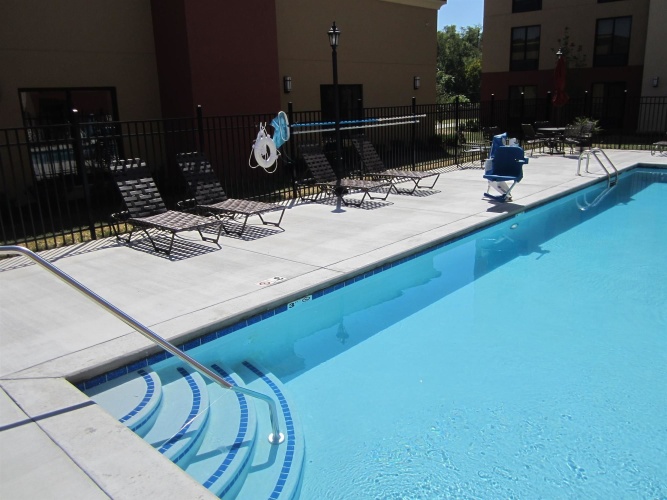 Best Western Plus Sunrise Inn photo 17