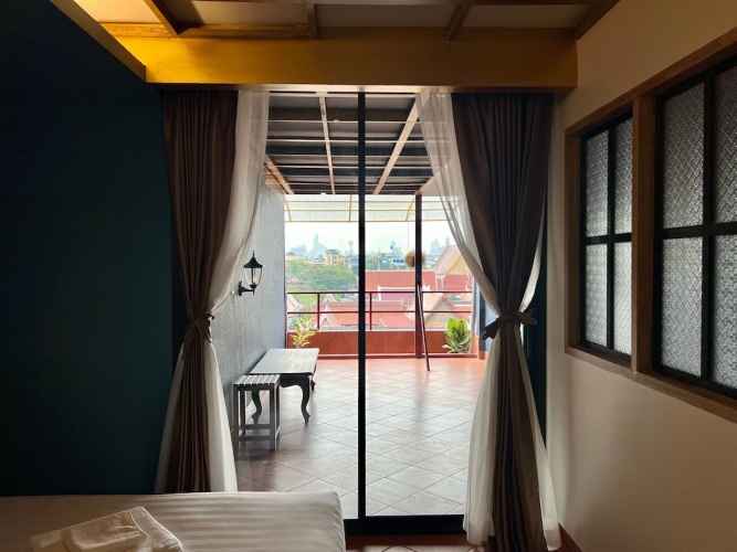 Comfort Quadruple room with balcony and with city view