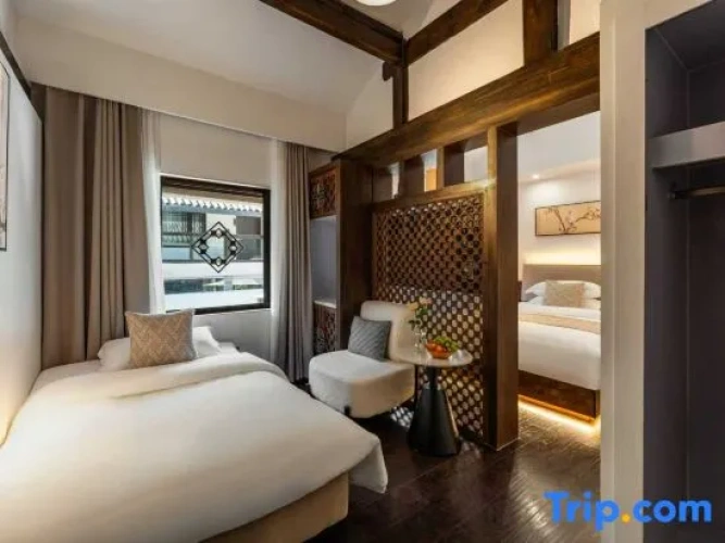 Standard Twin Family room