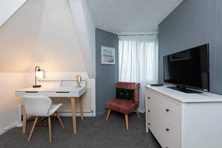 Spacious 3-Bedroom Apartment