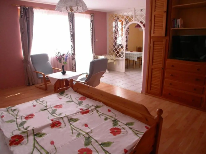 Apartment with balcony
