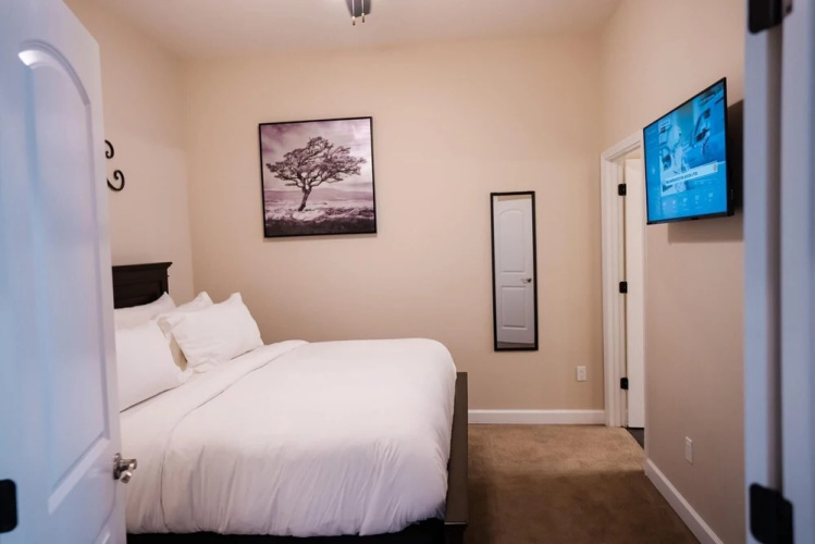 2 Bedroom Lake View Villa- 305