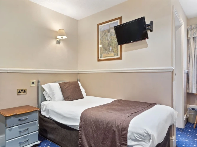 Standard Single room