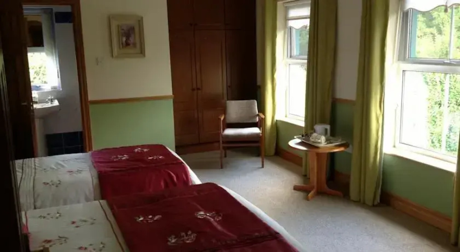 Lisdanar House B&B