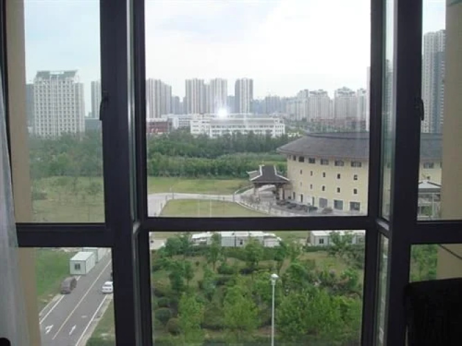 New Metropolis Hotel