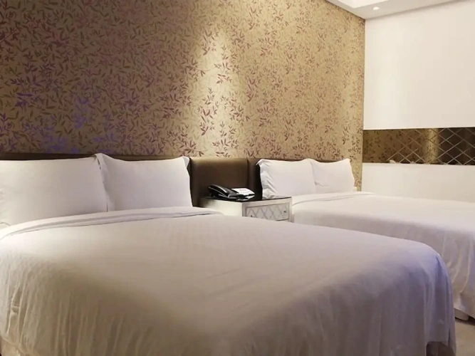 Standard Quadruple room with balcony and with mountain view