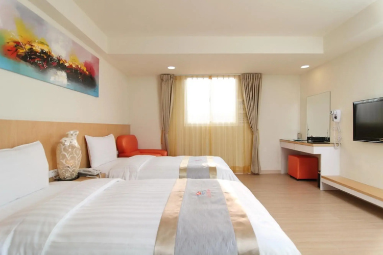 Clownfish Resort