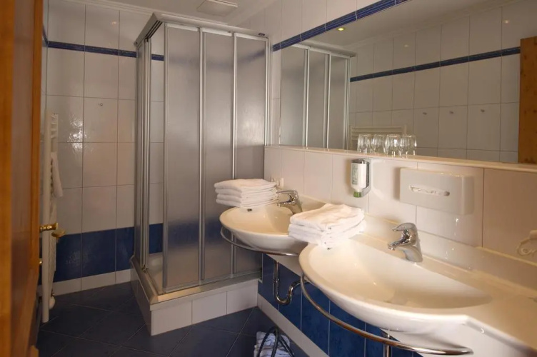 Appartement & Suiten Hotel Glöcknerin