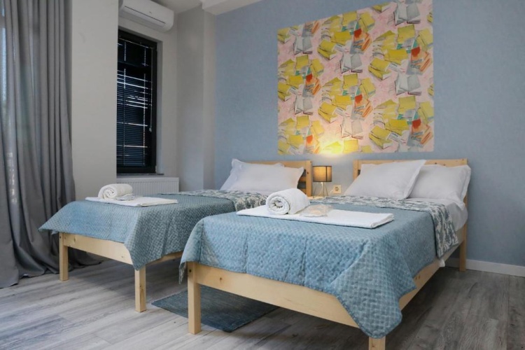 Twin room with balcony