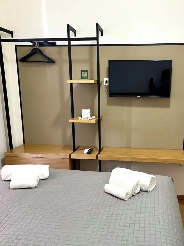 Deluxe Quadruple room with city view