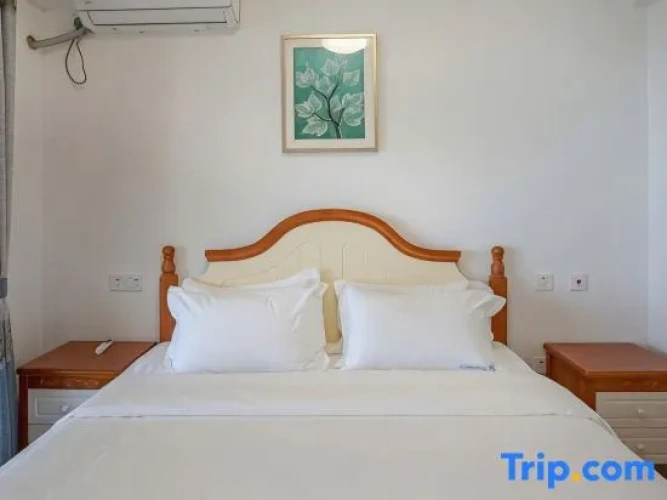 2 Bedrooms Deluxe Attic Suite with sea view