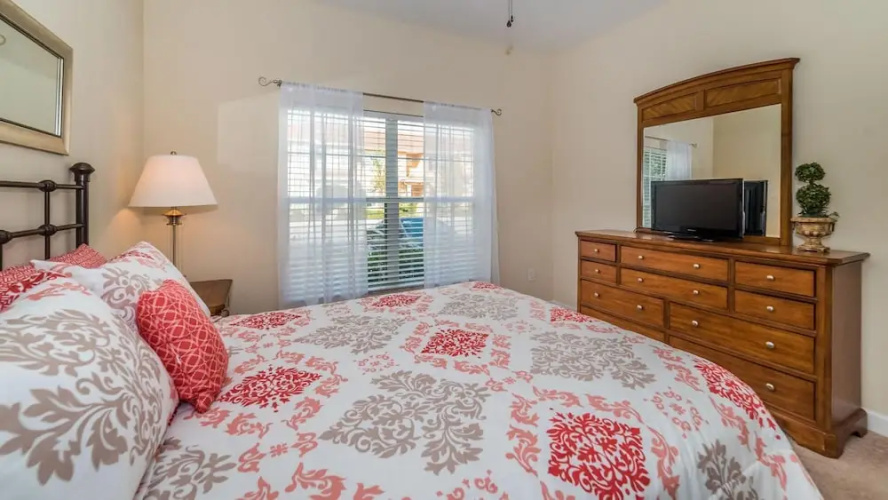 8980 Cat Palm Road