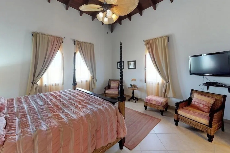 Condo Ouana