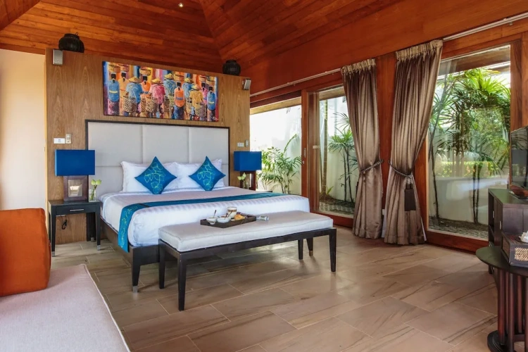 2 Bedrooms Villa