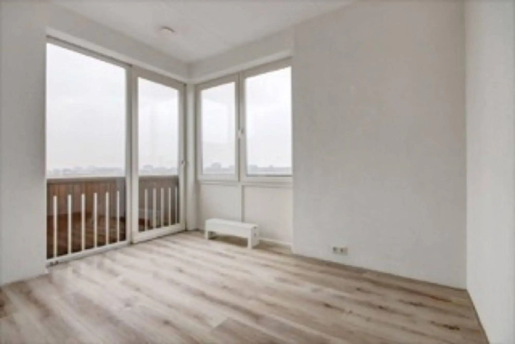 Amsterdam View Apartment