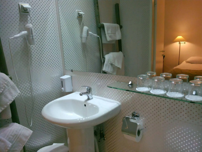 A1 Hotel