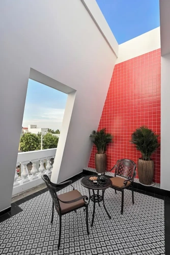 Superior Double room with balcony and with city view