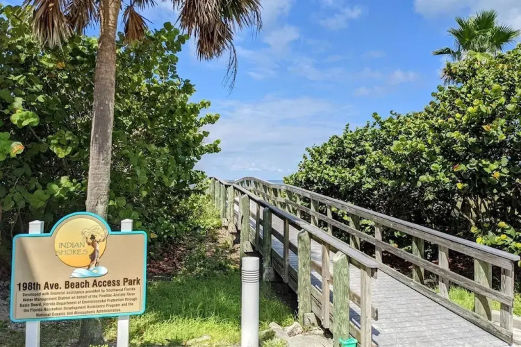 The Intercoastal #209 - Intercoastal Escape
