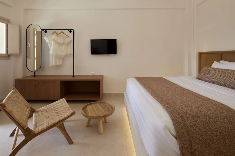 Apricus Suites