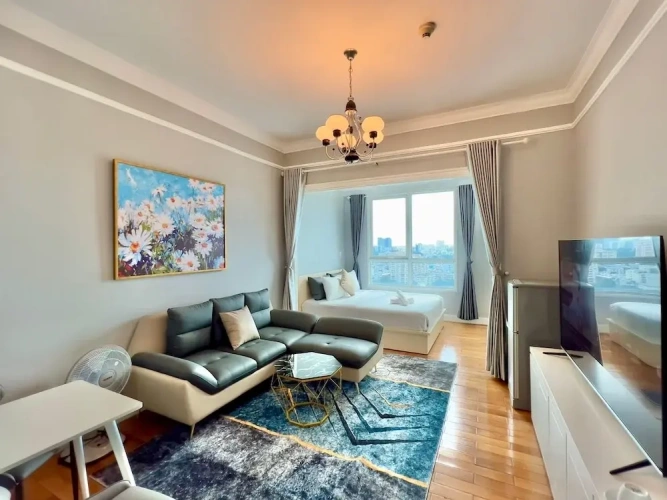 Executive Suite with city view