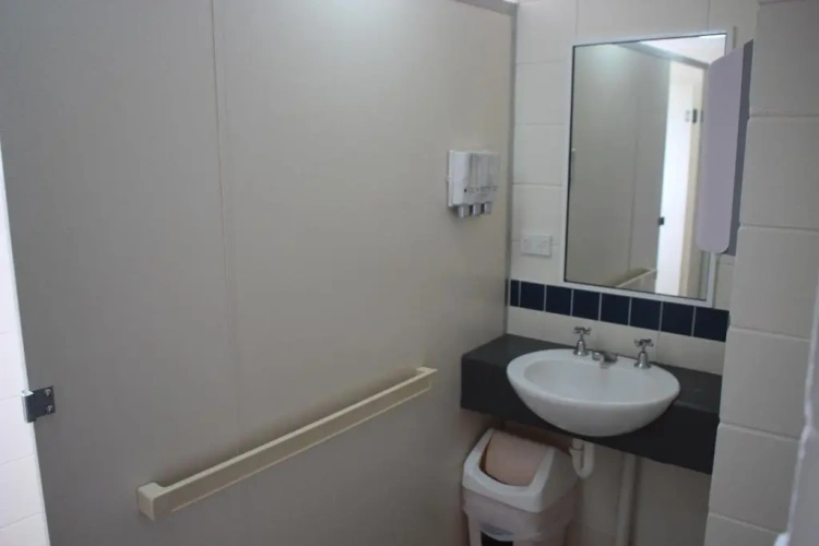 Economy Twin room