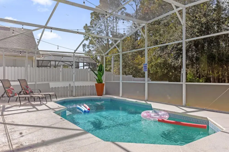 Upstay Dream Home w Private Pool Arcade Theme Rooms