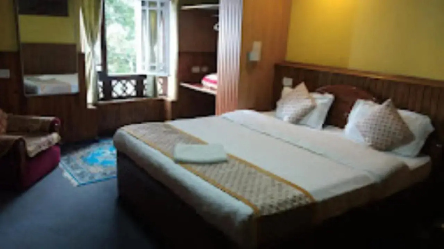 OYO 29777 Hotel Aliment