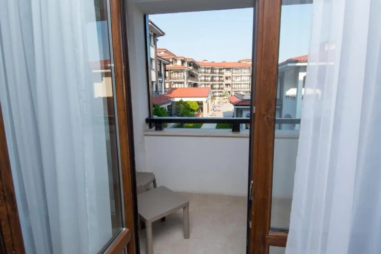 1 Bedroom Suite