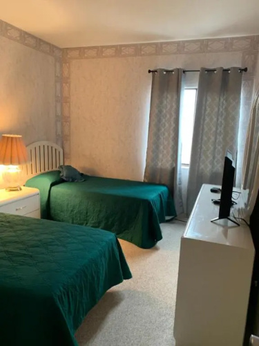 River Place Condos 611 3BD