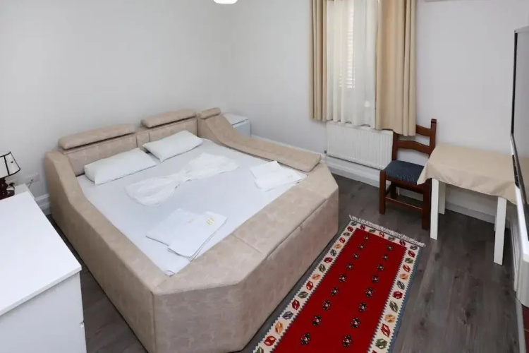 Hotel Familja