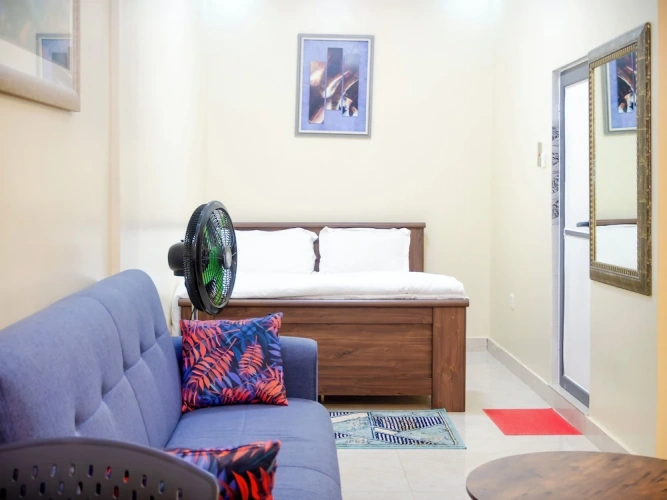 Deluxe Studio