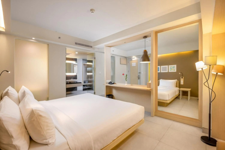 Sevn Legian Hotel