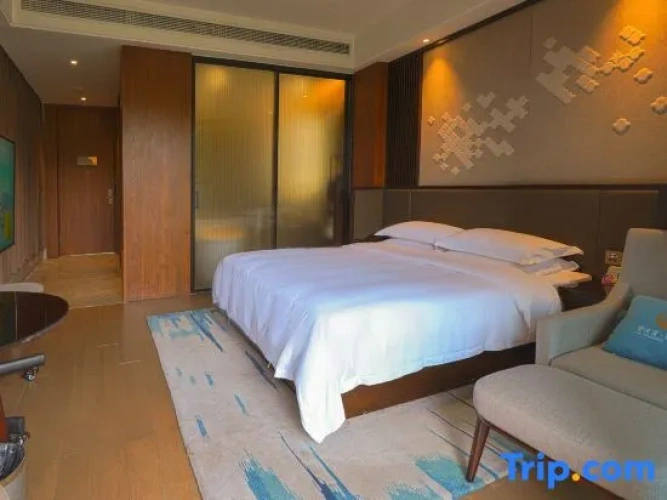 Standard Double room with lake view