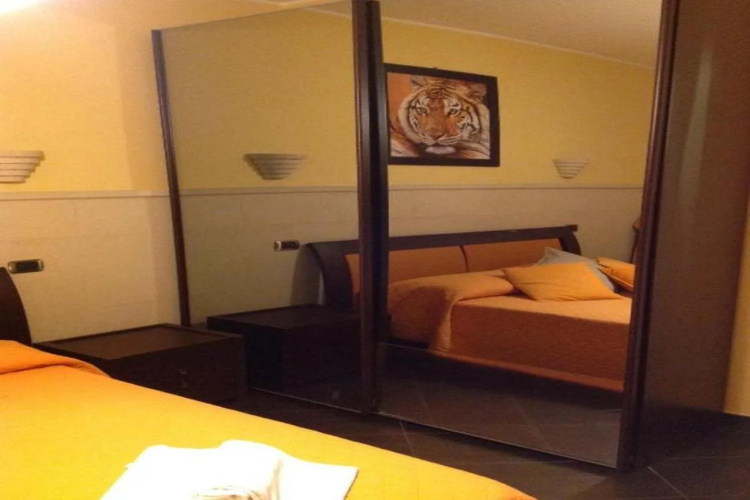 Cardinal Inn