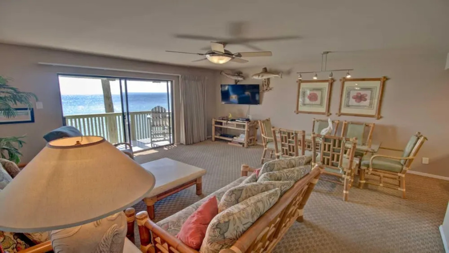 216 - 2 Br Condo