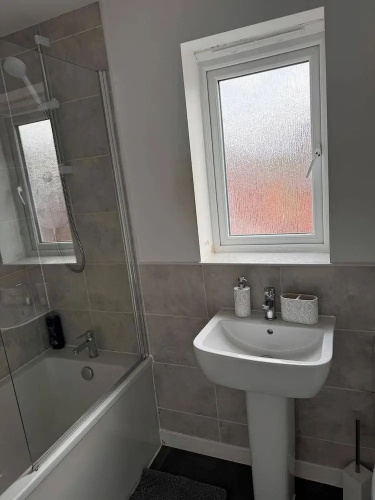 Coventry Chic City House - 3 Beds