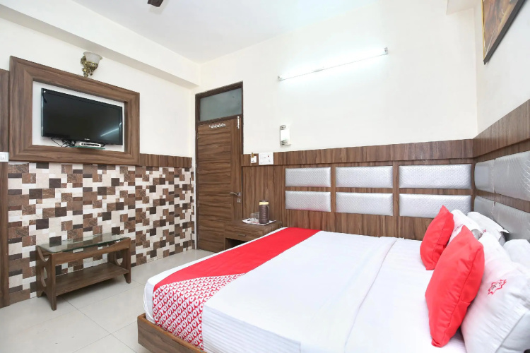 Hotel Ishita Residency