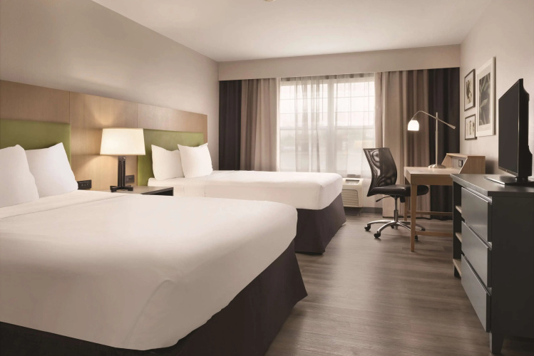 Country Inn & Suites by Radisson, Waterloo, IA