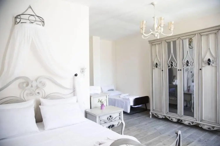 Efruze Otel
