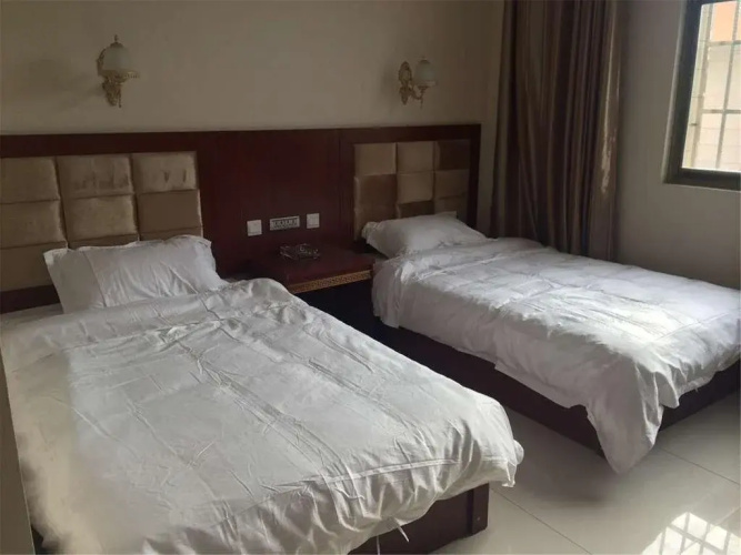 Zhangye Xingang Hotel
